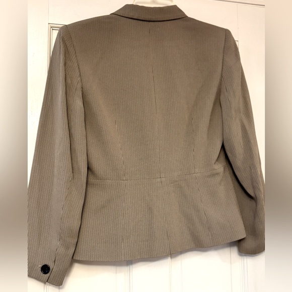 Ann Taylor Women's Herringbone Taupe Blazer - Picture 2 of 6